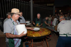 Paella para la fiesta de bienvenida a los alumnos de intercambio internacional de la Universidad ...