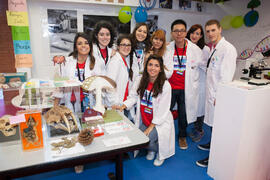 Estand de la Facultad de Ciencias. Jornadas de Puertas Abiertas de la Universidad de Málaga. Comp...