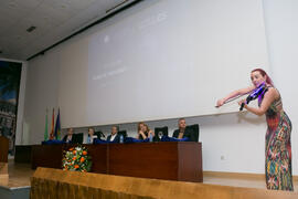 Actuación de Annya. Graduación y clausura del curso del Aula de Mayores de la Universidad de Málaga. Paraninfo. Junio de 2017