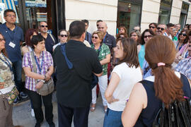 Visita guiada por el centro histórico. Olimpiada Española de Economía, Fase Nacional. Calle Comedias. Málaga. Junio de 2015