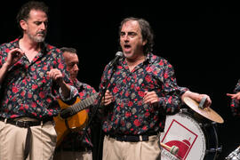 Actuación solidaria "La Chirigota del Selu". Cursos de Verano de la Universidad de Málaga. Vélez-Málaga. Julio de 2019