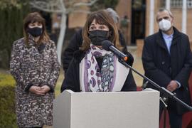 Rosario Gutiérrez. Inauguración de la escultura "6+1", de José Ignacio Díaz de Rábago. ...