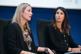 Arantxa Triguero. Mesa redonda en la inauguración del curso 2018-2019 de la Escuela Técnica Superior de Arquitectura de la Universidad de Málaga. Paraninfo. Octubre de 2018