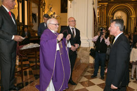 Entrega de medallas de la Cofradía de los Estudiantes. Misa de Lunes Santo. Iglesia de San Agustí...