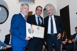 Entrega del título Socio de Honor a la Fundación Unicaja. 230º Aniversario de la Sociedad Económica Amigos del País. Plaza de la Constitución. Septiembre de 2019
