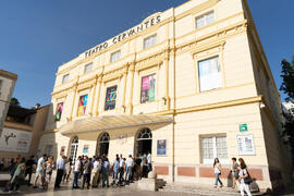 Momentos previos a la apertura del Curso Académico 2019-2020 de la Escuela Técnica Superior de Arquitectura de la Universidad de Málaga. Teatro Cervantes. Octubre de 2019