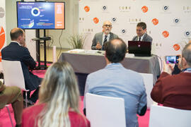 Presentación del informe de alumnos egresados del curso 2013-2014. IV Feria de Empleo de la Universidad de Málaga. Escuela Técnica Superior de Ingenierías Industriales. Mayo 2018