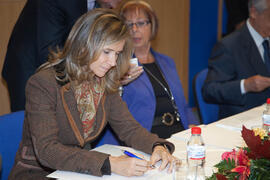 Visita oficial de la Ministra Cristina Garmendia al nuevo edificio de Bioinnovación de la UMA ubicado en el PTA. Octubre de 2009