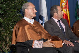 Francisco de la Torre y Manuel Castillo. Acto Conmemorativo de los 40 años de la Universidad de M...