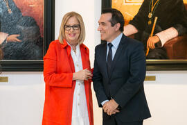 Adelaida de la Calle y Antonio Montiel. Presentación del cuadro de la rectora Adelaida de la Calle en la Galería de Rectores de la Universidad de Málaga. Edificio del Rectorado. Marzo de 2019