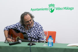 Encuentro entre Manu Sánchez y Selu García Cossío. Curso "30 años de Carnaval de Cádiz, máximo exponente del humor crítico" . Cursos de Verano de la Universidad de Málaga. Vélez-Málaga. Julio de 2019