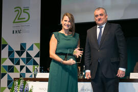 Entrega de galardón conmemorativo. Acto del 25 Aniversario del Parque Tecnológico de Andalucía. Palacio de Ferias y Congresos de Málaga. Noviembre de 2017