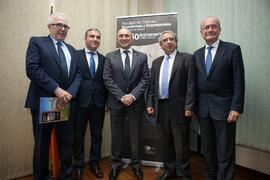 Foto de grupo previa al acto de clausura del 50 Aniversario de la Facultad de Económicas. Faculta...