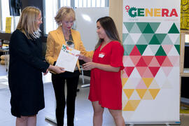 Entrega de diploma. Clausura del programa "Genera". Edificio "The Green Ray"....