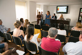 Bienvenida de la alcaldesa al curso "Periodismo y Comunicación". Cursos de Verano de la...