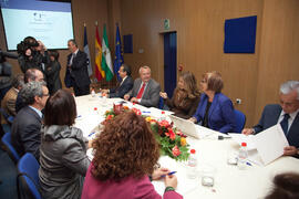 Visita oficial de la Ministra Cristina Garmendia al nuevo edificio de Bioinnovación de la UMA ubicado en el PTA. Octubre de 2009
