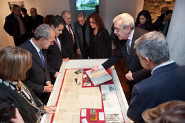 Inauguración de la exposición "50 Años de la Facultad de Ciencias Económicas y Empresariales...