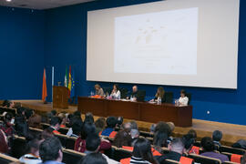 Mesa presidencial. Graduación de Másters de la Facultad de Ciencias Económicas y Empresariales de...