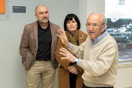 Presentación de la obra "Desconexión", de Carlos Barceló, donada a la Facultad de Econó...