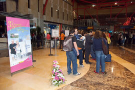 Entrega de acreditaciones y documentación. 3º Congreso Internacional de Actividad Físico-Deportiv...