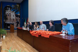 Mesa presidencial. Graduación de Másters de la Facultad de Ciencias Económicas y Empresariales de...