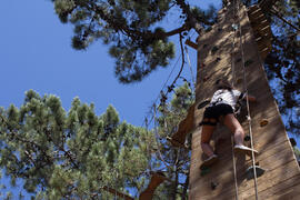 Actividad en Aventura Amazonia Marbella. Olimpiada Española de Economía, Fase Nacional. Marbella. Junio de 2015