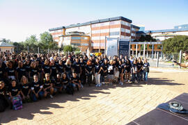 Foto de grupo tras el III Encuentro de Bienvenida para los participantes del "Buddy Program". Jardín Botánico. Octubre de 2019