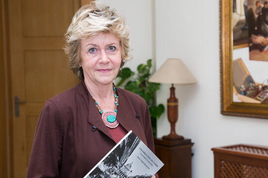 Open original Digital object