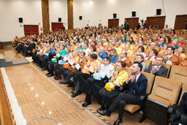 Asistentes a la imposición de la Medalla de Oro de la Universidad de Málaga a Adelaida de la Calle. Paraninfo. Mayo de 2016