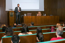 Ponencia de Antonio Esteva sobre periodismo deportivo. Curso "Información y Comunicación&quo...