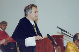 Apertura del Curso Académico 1995/1996 de la Universidad de Málaga. Teatro Cervantes. Octubre de ...