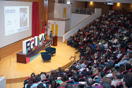 César Bona en su conferencia "Dialogando". Facultad de Derecho. Enero de 2017