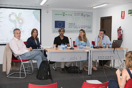 Mesa redonda: «Inmigración irregular, mujer y asilo». Curso "La inmigración de personas vulnerables". Cursos de Verano de la Universidad de Málaga. Vélez-Málaga. Julio de 2019