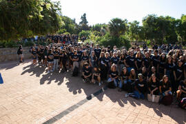 Foto de grupo tras el III Encuentro de Bienvenida para los participantes del "Buddy Program". Jardín Botánico. Octubre de 2019