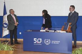 Toma de posesión de María Purificación Subires Mancera como profesora titular del Área de Periodismo de la Universidad de Málaga. Toma de posesión de nuevos catedráticos y profesores titulares de la Universidad de Málaga. Paraninfo. Noviembre de 2023