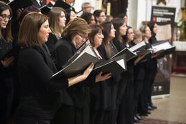 Concierto de Navidad de la Coral Sancti Petri homenaje a la Facultad de Económicas. Iglesia de los Mártires. Diciembre de 2015