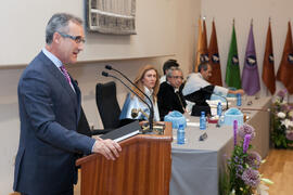 Miguel Porras Fernández en la investidura como Doctor "Honoris Causa" de Antonio Soler ...