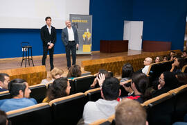 Eugenio José Luque y David Meca. Seminario "Emprende 21". Paraninfo. Noviembre de 2017