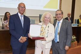 Reconocimiento a personal jubilado. Celebración del 50 Aniversario de la Facultad de Medicina de la Universidad de Málaga. Facultad de Medicina. Octubre de 2022