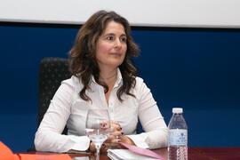 Ana José Cisneros en la graduación de Másters de la Facultad de Ciencias Económicas y Empresarial...