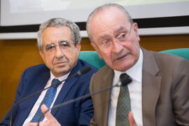 José Ángel Narváez y Francisco de la Torre. Acto de clausura del curso "La ciudad como arque...