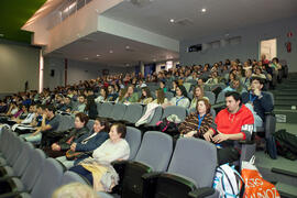 Público asistente al primer panel de expertos del 6º Congreso Internacional de Actividad Física D...