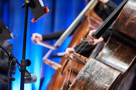 Detalle de violonchelo. Concierto de Bandas Sonoras de la 31 edición de Fancine de la Universidad...