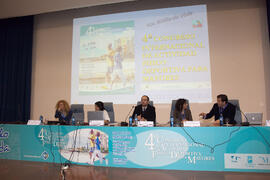 Panel de expertos. 4º Congreso Internacional de Actividad Físico-Deportiva para Mayores. Escuela ...