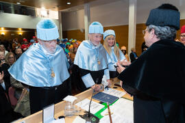 Investidura de Miguel Sáenz Sagaseta y Brian Harris como Doctores "Honoris Causa" por la Facultad de Filosofía y Letras de la Universidad de Málaga. Edificio del Rectorado. Febrero de 2020