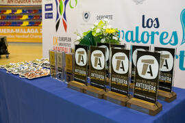 Trofeos. Ceremonia de clausura del Campeonato Europeo Universitario de Balonmano. Antequera. Juli...