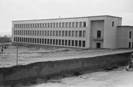 Construcción de la Escuela de Peritos Industriales en El Ejido. Diciembre de 1957. Málaga (España).