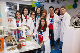 Estand de la Facultad de Ciencias. Jornadas de Puertas Abiertas de la Universidad de Málaga. Comp...