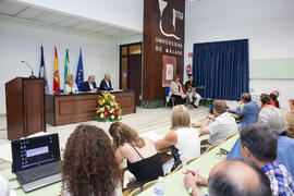 Raquel Framit y Daniel Mora en la graduación de alumnos del CIE-UMA el Día del Español. Centro In...