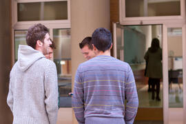 Alumnos de la Universidad de Málaga. Campus de Teatinos. Marzo de 2012